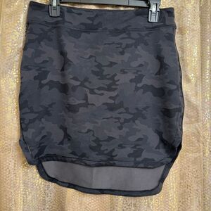 Lululemon Athletica City Skirt Savasana Camo Black Gray Soot 8